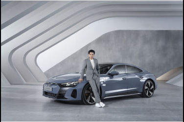 Future is an attitude  Audi e-tron GT X邱澤  從創造出發開創未來無限可能