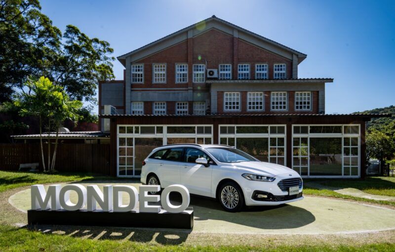 New Ford Mondeo Hybrid Wagon 22  年式限量到港