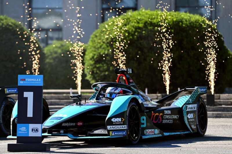 JAGUAR TCS RACING 稱霸 FORMULA E 電動方程式羅馬站 MITCH EVANS 雙重戰兩度奪冠改寫車隊記錄