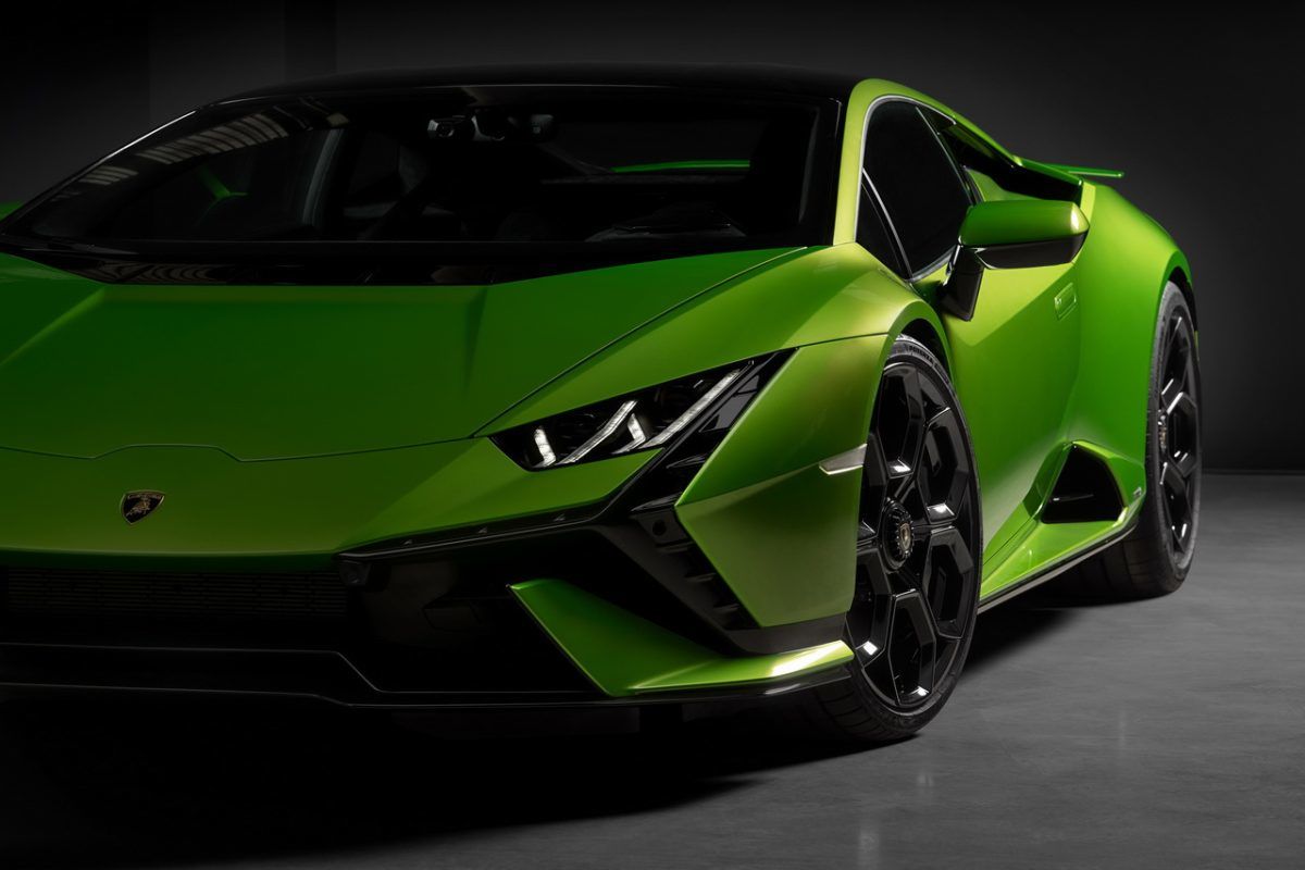 純粹後驅駕馭情感，超凡雙棲悍將 Lamborghini Huracán Tecnica 正式亮相