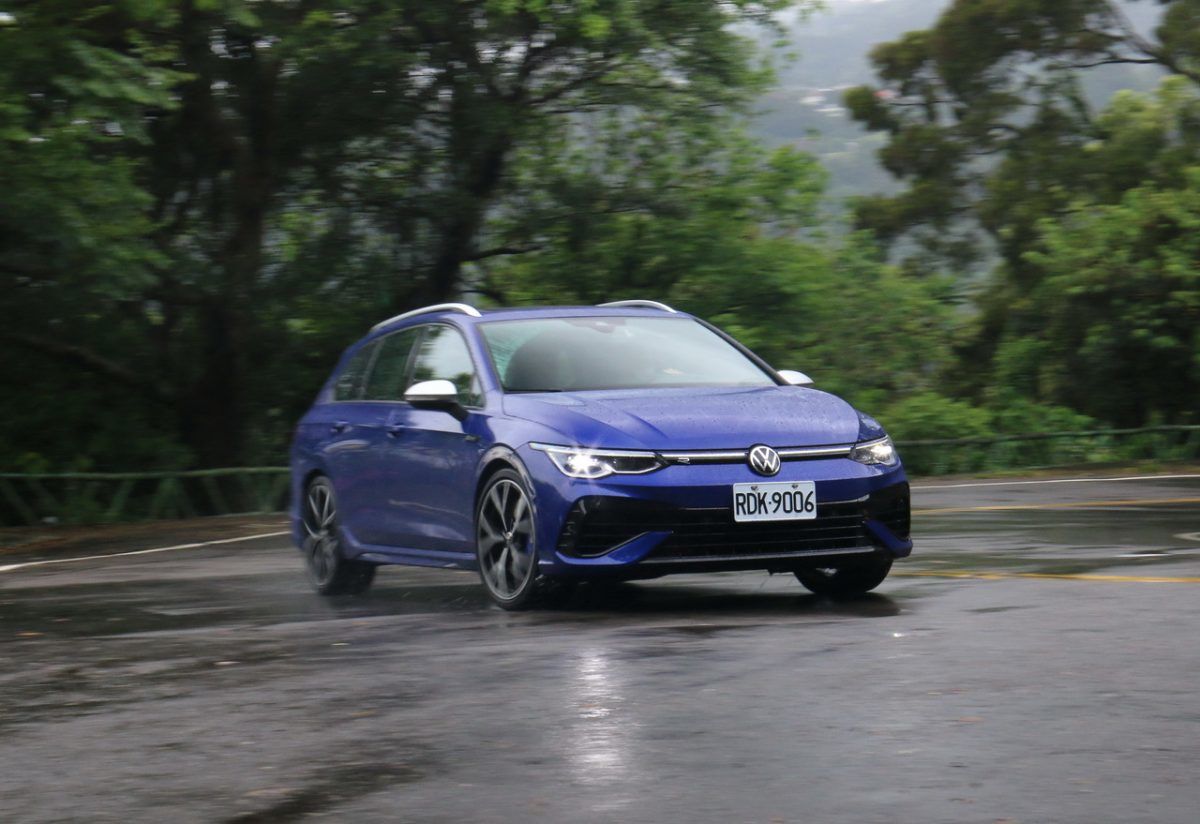 德國Wolfsburg高性能魅力旅行車 Volkswagen Golf R Variant試駕