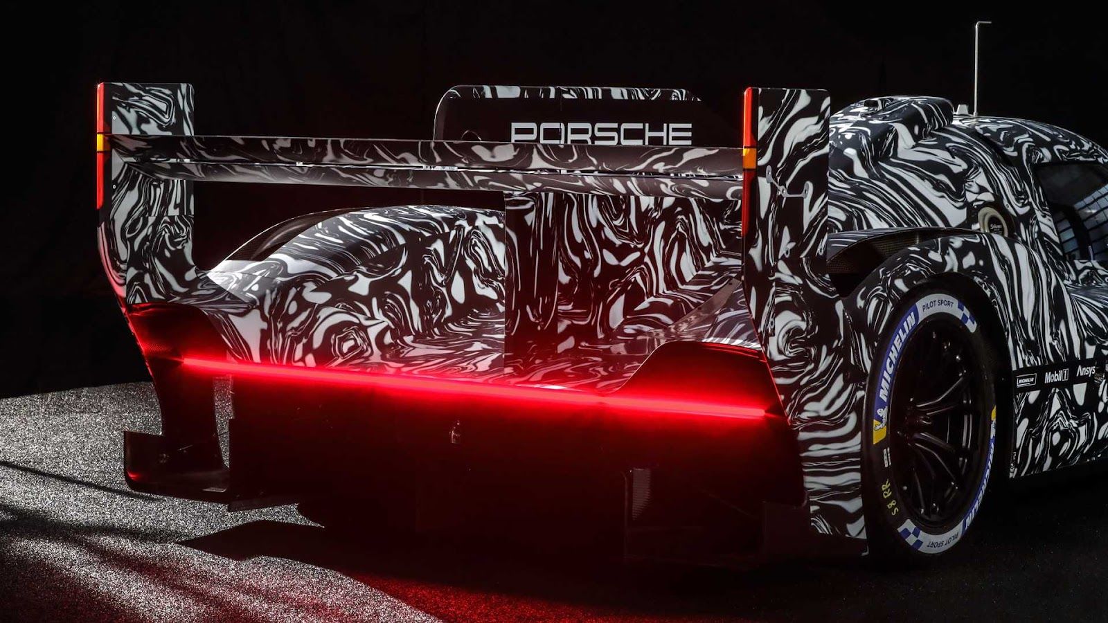 Porsche 釋出了準備重返利曼最高級賽事的全新原型賽車照片