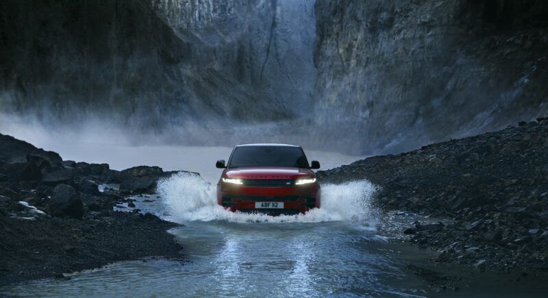 豪華生活的動感延伸 New Range Rover Sport