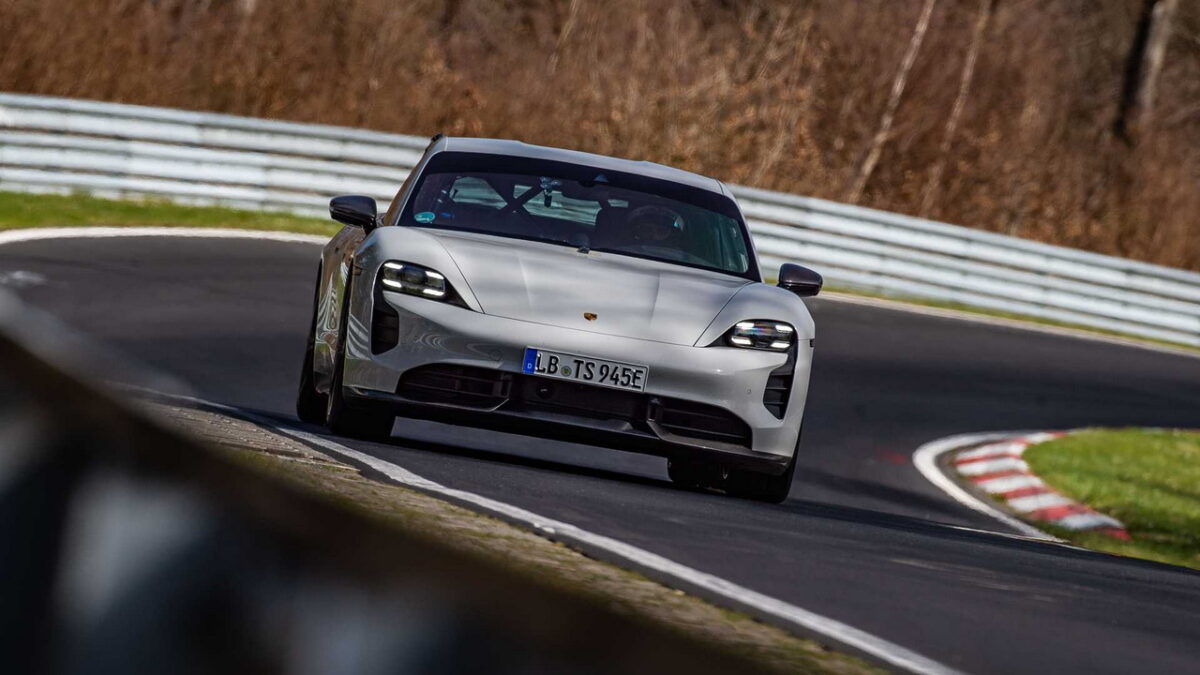 Porsche Taycan Turbo S以7分33秒單圈時間創下Nurburgring量產電動車最速紀錄 比Tesla Model S Plaid快了大約二秒[影片]