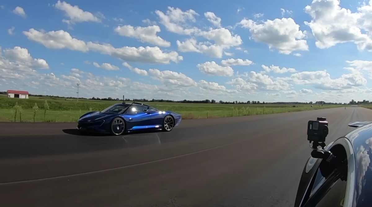 億萬超跑，幾千馬力之爭，McLaren Speedtail VS Bugatti Chiron 加速賽誰會勝出？