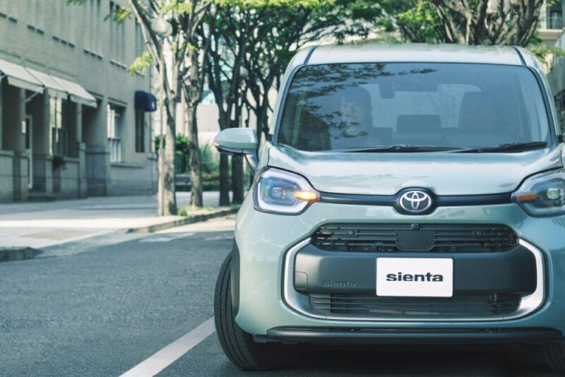 Toyota新一代Sienta上市!世代交替進入第三代、回歸俏皮可愛的設計