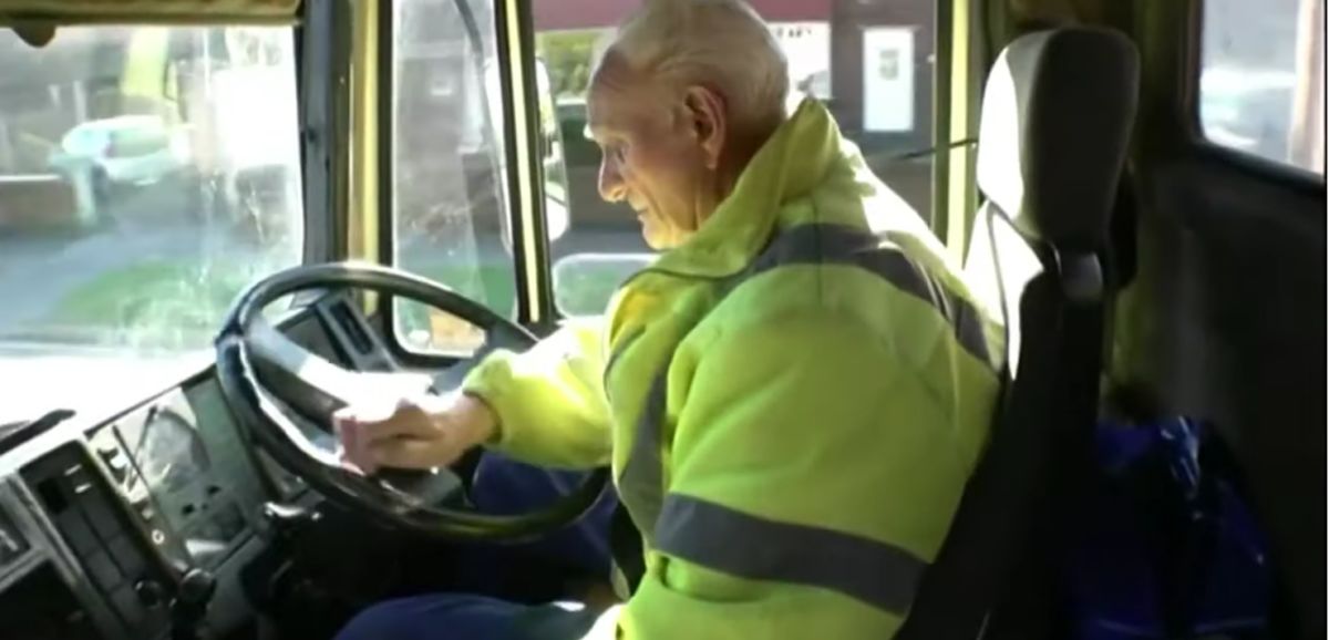 都90歲了還在開大卡車賺錢，是歹命還是好命？