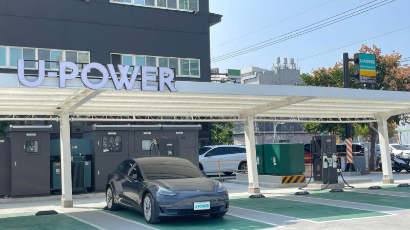『雙11歡慶11站』 U-POWER臺中安和、五權雙站齊發加入試營運 高規格充電基礎設施座落臺中市 串起高功率充電環島網絡 推動低碳城市生活的美好