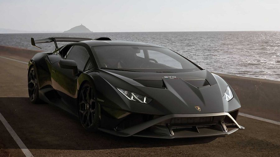 想讓 Lamborghini Huracan STO 更帥？Novitec 的碳纖維車體套件是很好的選擇