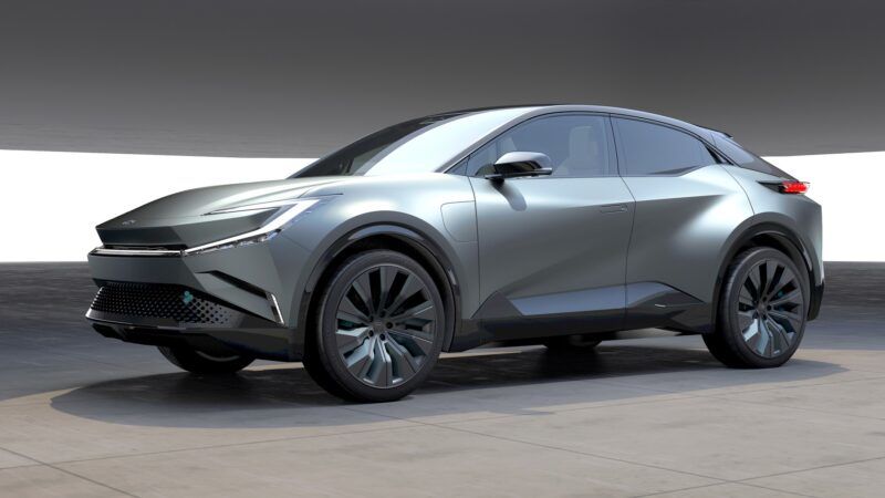 下一代純電小休旅 Toyota bZ Compact SUV Concept