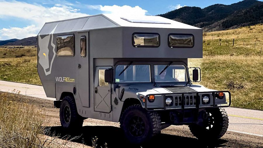 硬派如 Hummer H1 也可以變身成「全都有」的探險露營車屋