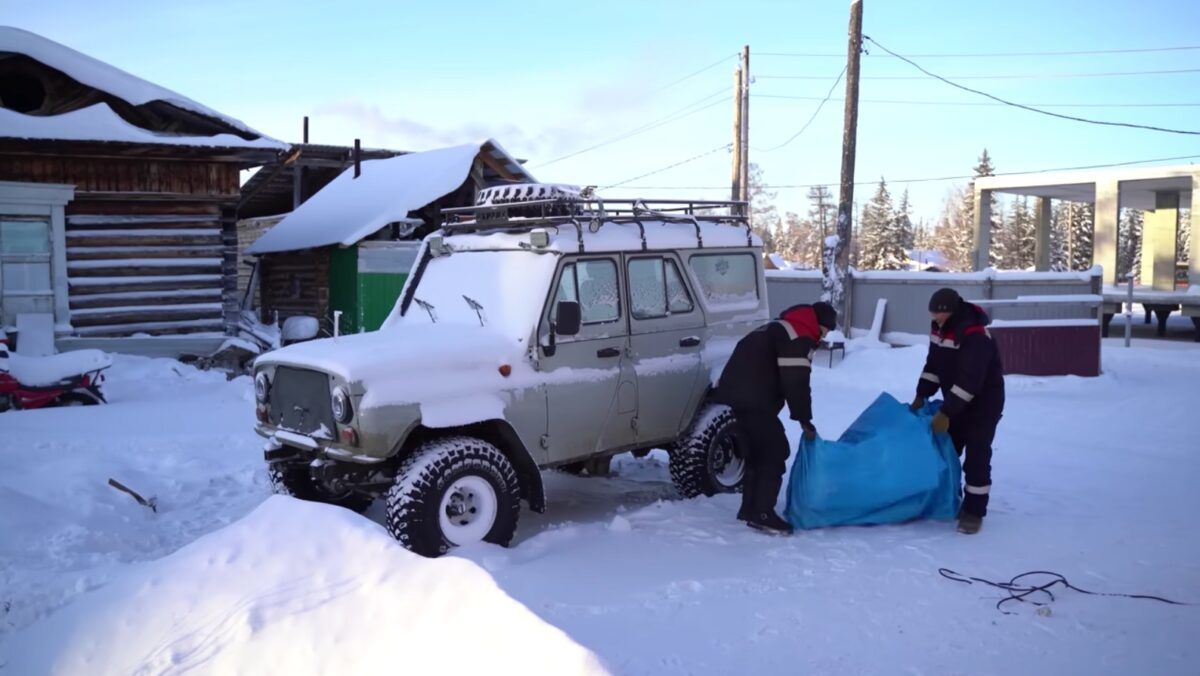 零下50度的環境下，車子都結冰了，要如何啟動它？