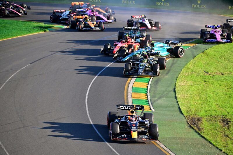 【F1專題】三面紅旗~ F1史上最多次暫停的比賽