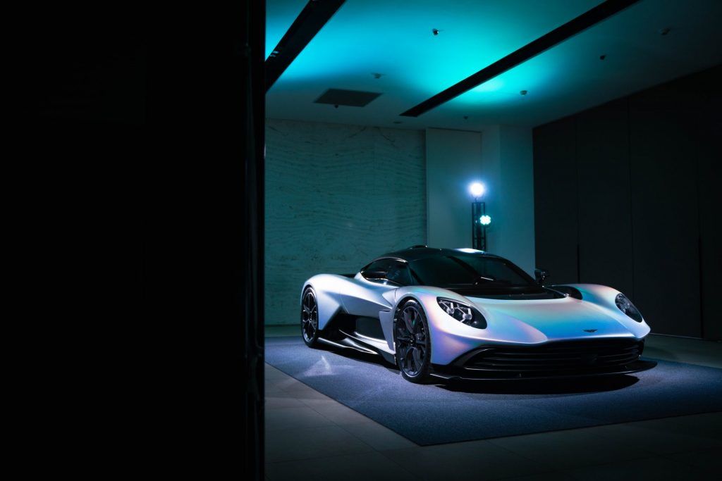 極致駕控與精湛設計完美演繹 Aston Martin Valhalla 嶄新世代來臨