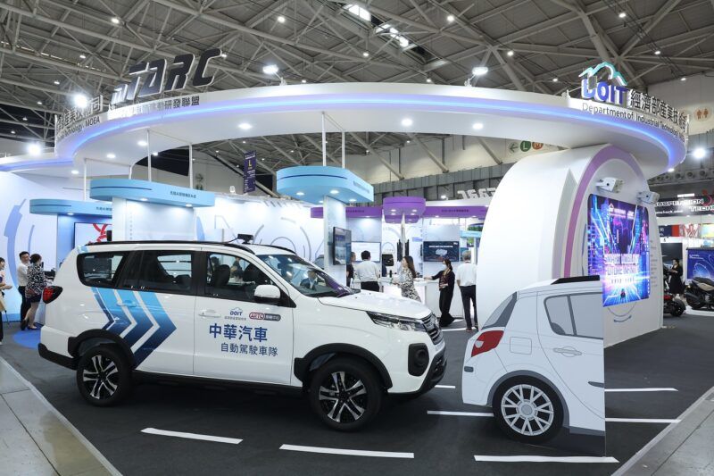 經濟部攜手中華汽車 無人物流車隊9月上路 mTARC主題館展示18項車輛科技超吸睛