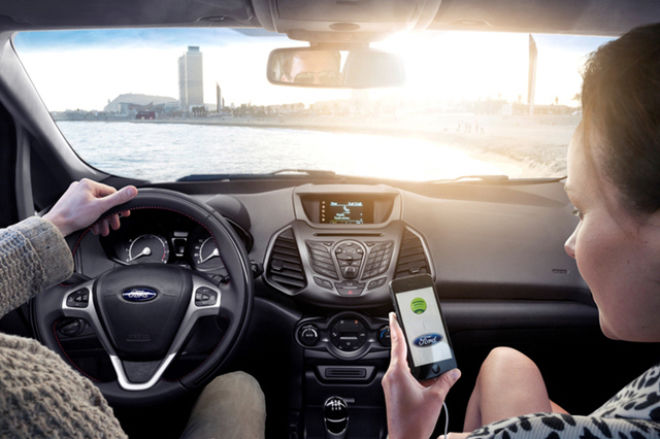 Ford與Toyota成立SmartDeviceLink 聯盟  加速推動產業車內應用程式標準發展