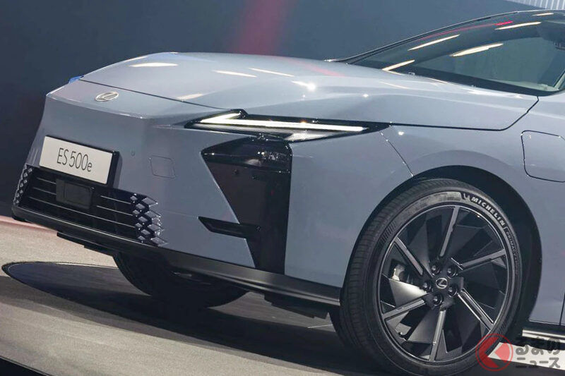Lexus 全新「ES」發表！ 儀表板內藏「隱形按鈕」設計前衛，預計 2026 年春季於歐洲上市