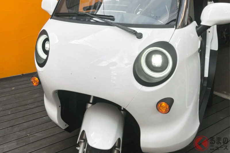 新型「3人座三輪車」發表！ 全球首創搭載「超厲害電池」！最遠可行駛150公里的EV Genesis「3RUOTA」是什麼？
