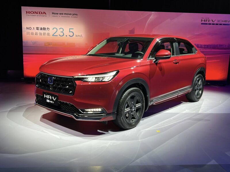 Honda小改款HR-V今日展開預售 導入e:HEV動力不再無力? 預接單價汽油版79.9萬元起 電油版90.9萬元起