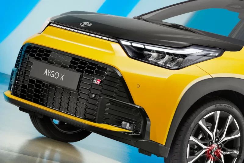 Toyota 新款「超迷你 SUV」發表後迴響熱烈！「感覺會是輕型車殺手」「我會認真買！」的聲音都有！動力十足又好開的「新款 Aygo X GR Sport」歐規版備受矚目！