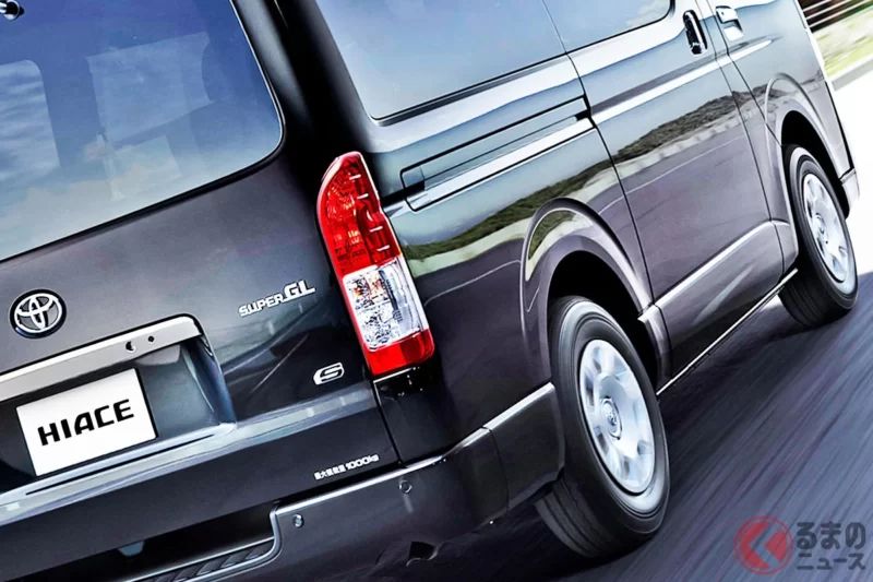 Toyota「“全新”Hiace」引發熱烈迴響？！「不錯！」「工作玩樂兩相宜」！採用 2.8 升專用“高輸出引擎”×運動化懸吊！獨特“精悍黑”仕樣全新「Super GL DARK PRIME S」成熱門話題