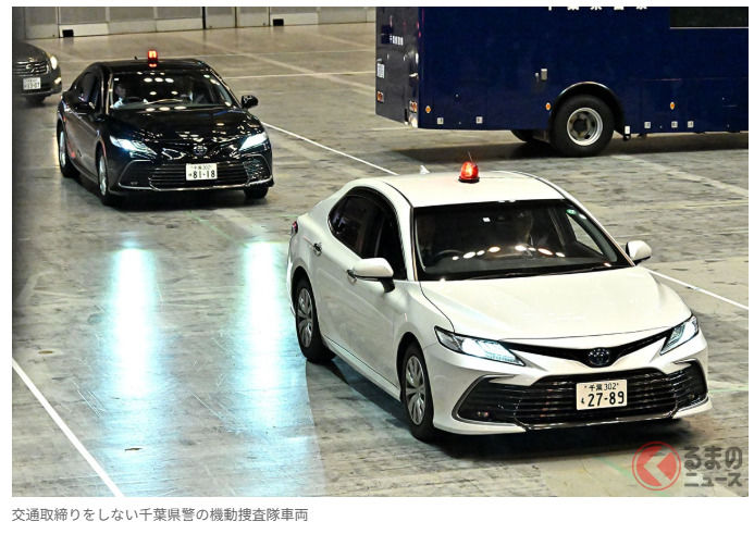 開車時，對向車突然「猛閃大燈」。我是不是做了什麼「不好的事」？突如其來的「燈光閃爍」可能隱藏重要訊息？實際上代表什麼意思呢？