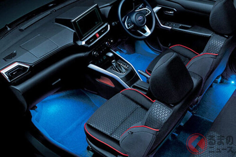 每公升跑28公里！Subaru「新款最小SUV」登場！ 超炫藍色車內照明＆藍碳飾板超吸睛！最新「REX」內裝超前衛！