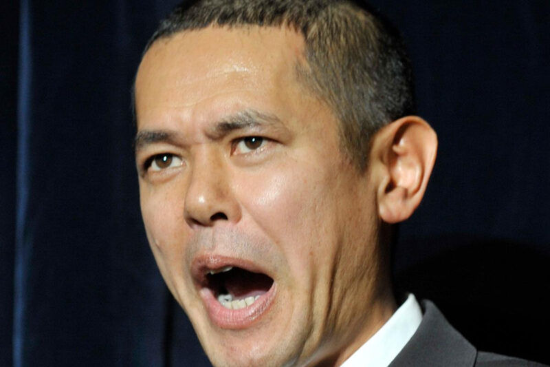 搞笑組合Dangerous成員愛車「庶民派」房車遭遇悲劇！ 「真的凹下去了」令人難過的事件是什麼？醒目綠色「Toyota車」究竟是哪款？