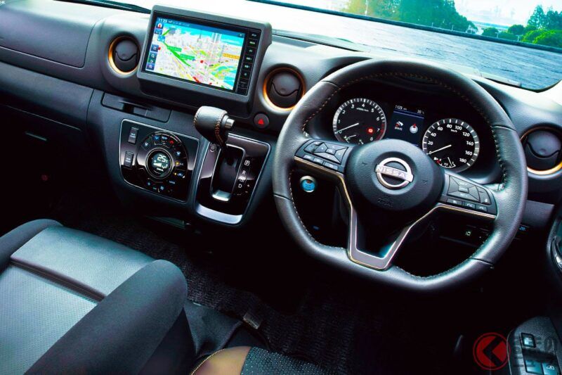 日產發表「新款Caravan」！傳統十足的「商用廂型車之王」再進化！採用俐落剛毅的「超黑化設計」的「Black Edition」超驚艷！