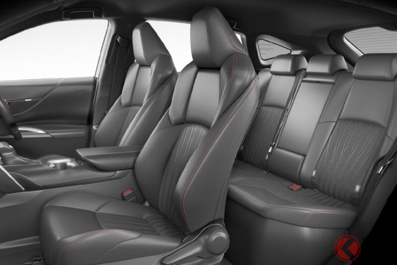 豐田最新高級SUV「新一代Harrier」超厲害！ 採用「高級外觀×簡約內裝」的新車型引發關注！ 即使便宜79萬日圓，也依然「相當豪華」的「G PHEV」到底是什麼樣的車？