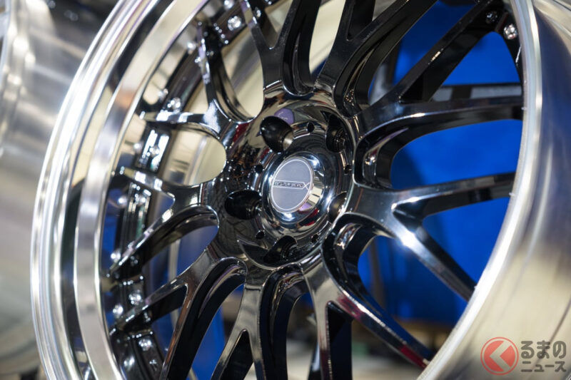 愛知2025改裝車展「weds」攤位！ 特別推薦給豐田高級休旅車「Alphard」「Vellfire」的鋁圈