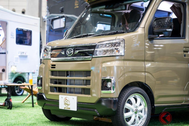“超大”大發輕型廂型車驚人！ 超越輕型車規格的「寬敞內裝」超棒的Atrai！超舒適露營仕様「Moon Star Export JP STAR Happy1 Turbo」是什麼？