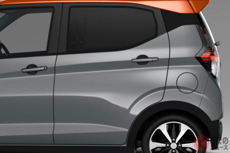 三菱新「輕型SUV」發表！廠商首創「劃時代系統」＆標配「360度環景顯示器」超便利！ 可選配車頂架與換檔撥片的“4WD強悍仕様”超讚！「eK CROSS」最高級車型是？