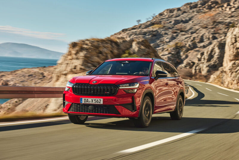 全能七人休旅 Skoda Kodiaq RS 4×4