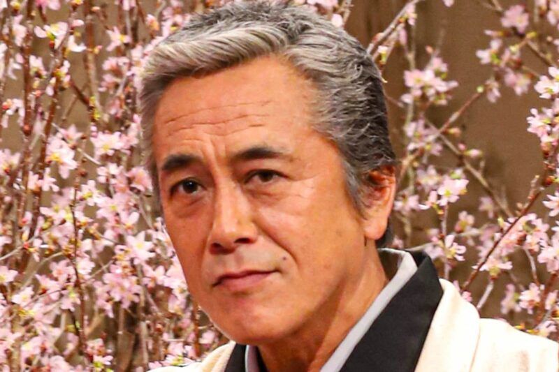 「寺島進」的「愛車」高級轎車公開引發話題！ 價值約800萬日圓的「愛人」讓人直呼「意外！」「好帥」！ 穩重有型的日產車究竟是哪款車型？