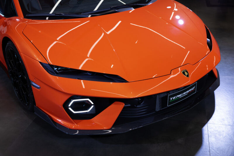 輕量化賽道取向 Lamborghini Temerario Alleggerita