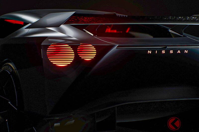 日產「新款GT-R」？擁有超過1300匹馬力的「四輪驅動」超猛跑車登場！ 搭配經典圓形四燈尾燈與復刻老車設計的「Hyperforce」究竟是什麼樣的車？