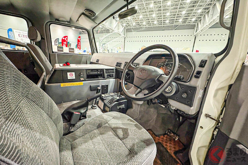 豐田公開「6人座SUV」！驚人的「2＋4」座位配置 「大尺寸車款」！ 方正車身超帥氣 「Mega Cruiser」登場