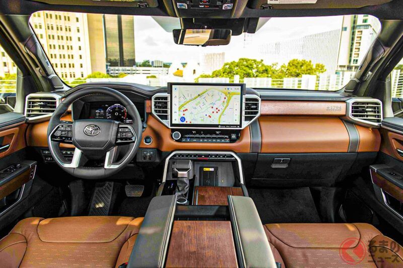 TOYOTA全新「最大級車型」亮相！ 採用方正「棱角分明」設計，動力超過430匹馬力！ 搭配10速自排與超大「120公升油箱」的全新「Tundra」登陸美國市場