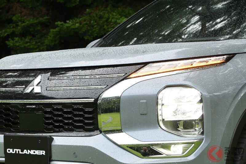 三菱「新款SUV」引發熱烈回響！ 許多人稱讚「質感太高了！」「看起來超舒適！」隨著新車型等級的追加，2026年款「Outlander」的產品力大幅提升，大家對這款車的評價如何呢？￼￼￼