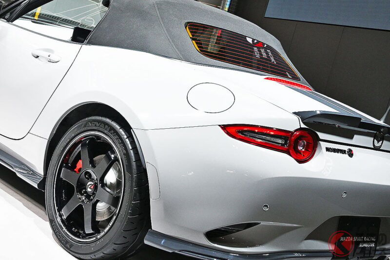 馬自達「全新」跑車即將上市！？ 搭載軟頂與200匹馬力2L引擎的「全改裝版」超厲害！ 這款讓粉絲都羨慕的「MSR Roadster」究竟是什麼車？