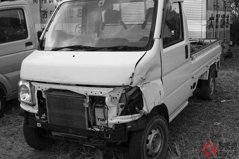 超載太誇張！ 「貨斗載了 11 人的輕型卡車」翻覆事故，到底發生了什麼？ 駕駛與青年團團長遭起訴！團長表示「已經成為習慣」！前警察官解說事故原因