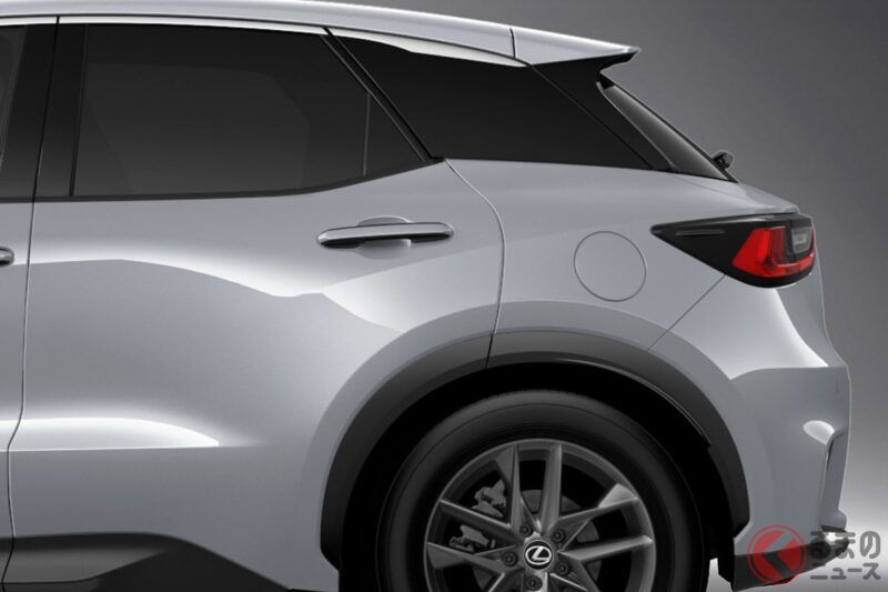 雷克薩斯最便宜「新車420萬日圓」！  採用全長4.2米的小型車身×高級內外裝！  最平價的“小型豪華SUV”「LBX」入門車型是什麼樣呢！