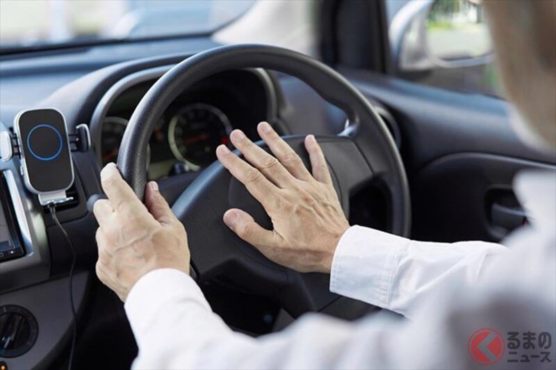 前車即使紅燈變綠還不動，你按了一聲「嘟——！」的催促喇叭，為什麼會被判違規？ 到底什麼時候按喇叭才算正確？