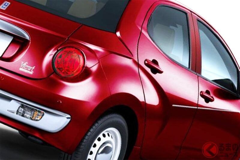 全新「小型豪華車」超厲害！ 全長4米的「剛剛好車身」＆採用「圓燈復古設計」！ 專屬車色＆「專屬標誌」打造的豪華內裝也很吸引人！ 還可選6速手排或4WD！ 這款高質感光岡「Beet Story」究竟有什麼特色？