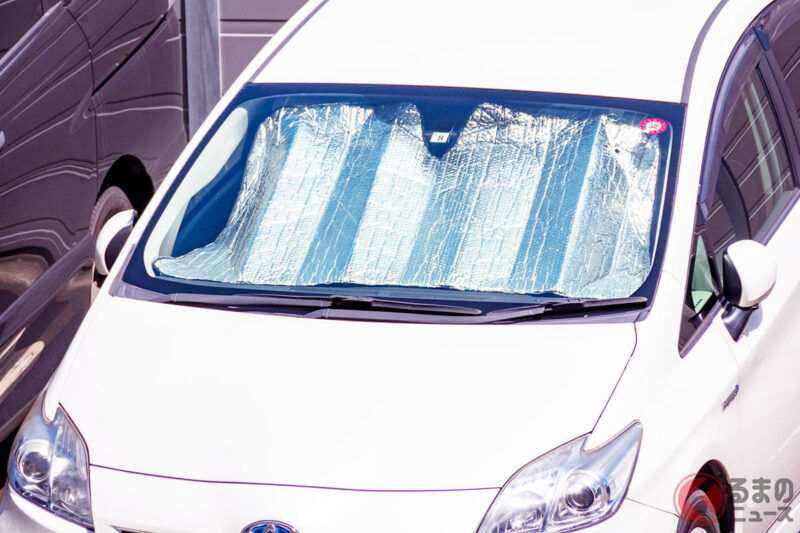 車內「絕對NG放置品」有哪些？最糟可能引發「爆炸事故」!?  今年夏天是「史上最熱」…車內高溫下絕對不能放的「6樣東西」