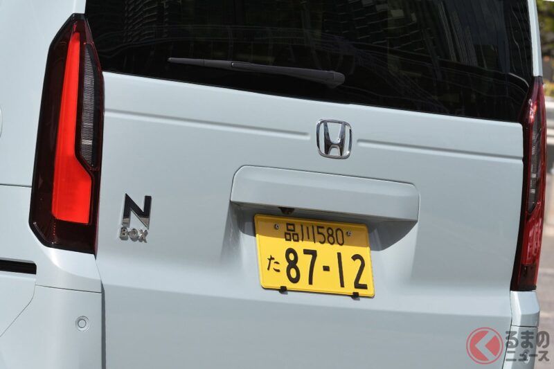 本田（Honda）推出的「全球首創遮陽板」因為「超級方便！」而成為話題！ 這款專為「N-BOX」設計、首次搭載的「革命性防曬裝置」到底有多厲害呢？ 銷售據點又收到了哪些客戶反饋呢？￼￼￼