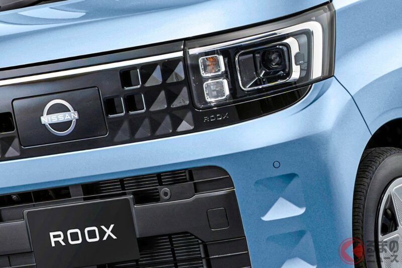 迷你版「Cube」登場!?  日產相隔5年大改款的新「輕型廂型車」正式發表！  方正造型加上突破性的「安全配備」超給力，這款「ROOX」也在展示間引起熱烈討論