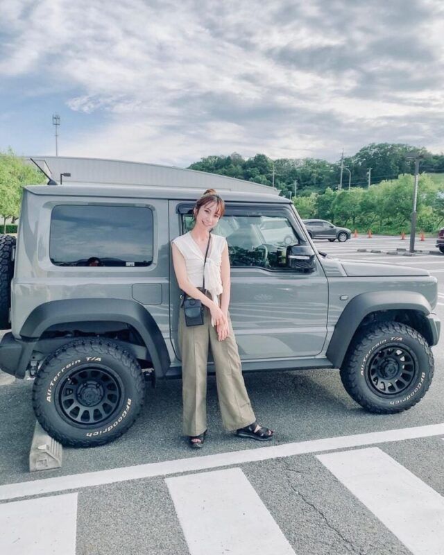 【美女特集】第一部車是一見鍾情的Jimny Sierra♡ 兵庫Outdoor美女