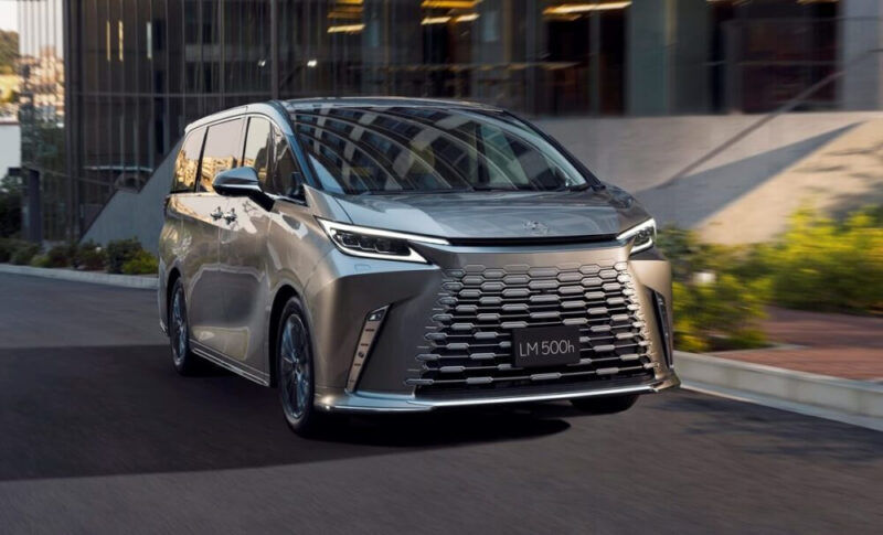 Lexus「LM」部分改款提升靜肅性！同時對門板開關位置調整與新增照明等細節進行貼心優化